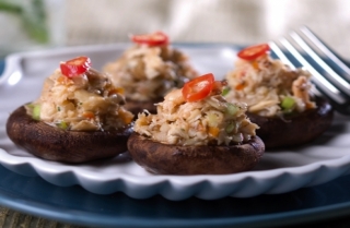 Hongos portobello rellenos de cangrejo